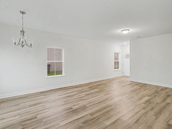 4th image of 1246 Grayson Ave