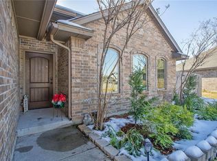 848 Cardan Pl, Moore, OK 73160