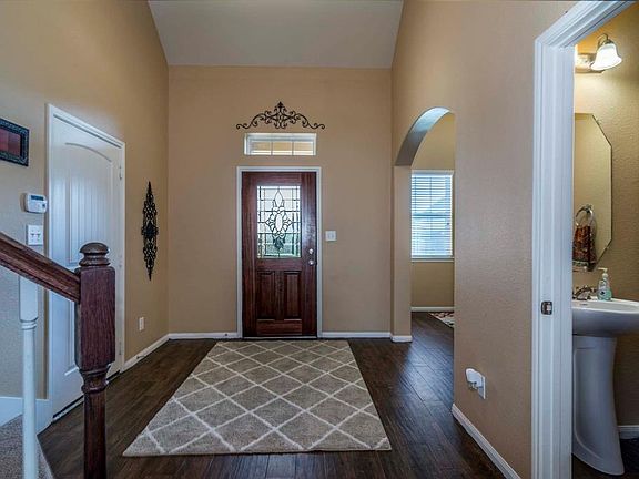 5th image of 2719 Scarlet Oak Dr