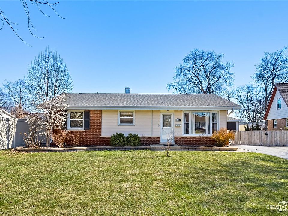 1st image of 13017 Park Ct