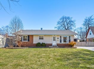 13017 Park Ct, Crestwood, IL 60418