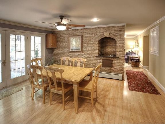 ANOTHER VIEW OF KITCHEN