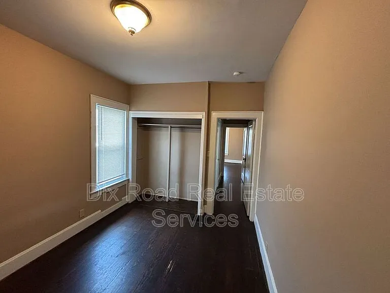 708 Webster Ave — Photo 19