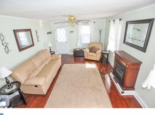 1016 Burke St, Rockledge, PA 19046