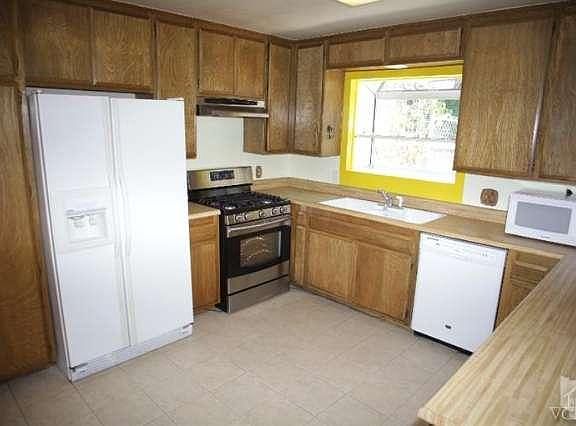 4th image of 796 Masterson Dr