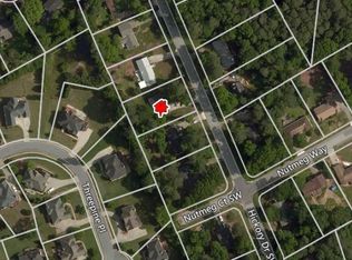 1567 Hickory Dr, Lilburn, GA 30047