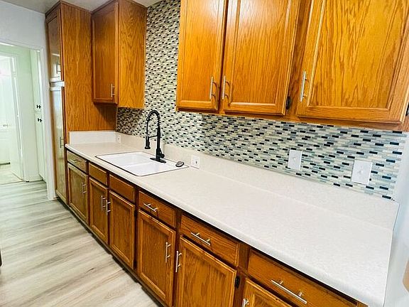4th image of 4345 Matilija Ave APT C