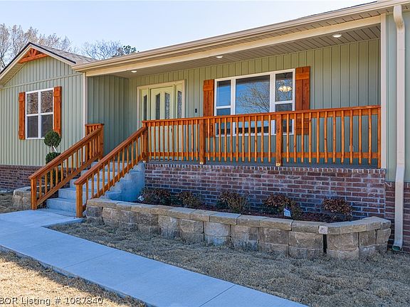 3rd image of 419 Rhynes Way