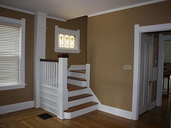 4th image of 3640 Stettinius Ave