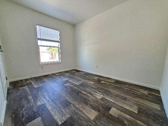 5th image of 825 N Lamb Blvd #186