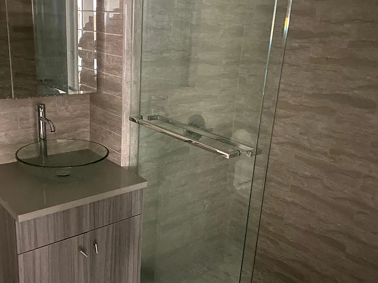 5 Grace Ave #3G — Photo 21