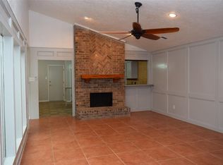 11014 Bellbrook Dr, Houston, TX 77096