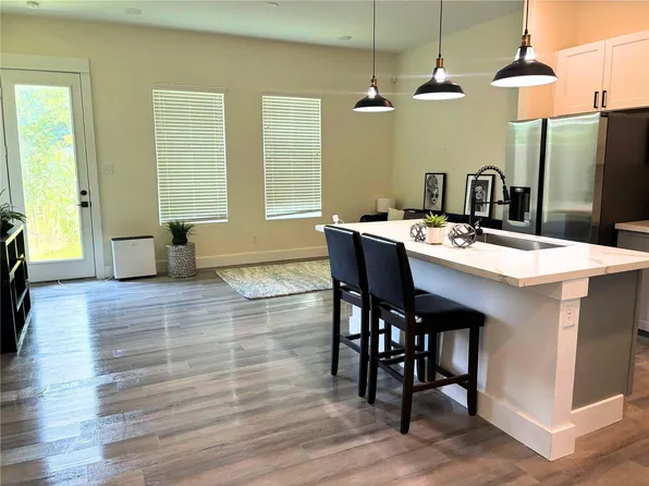 2906 Stevens St, Houston, TX 77026