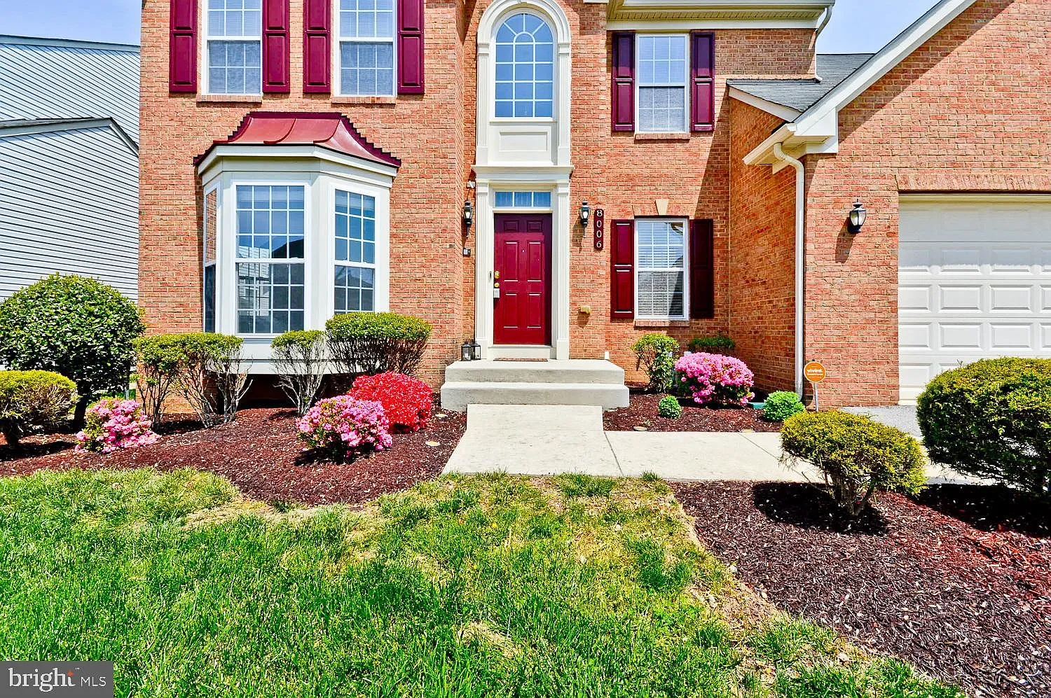 4 bed, 3.5 bath, 4263 sqft, $3,900 — Photo 3