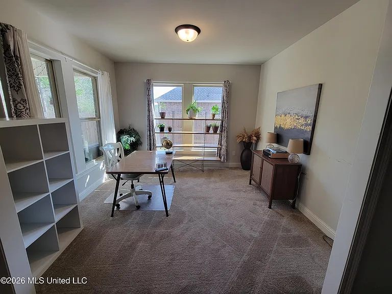 10165 Patrick Dr — Photo 14