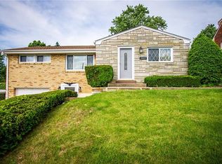 5162 Leona Dr, Pittsburgh, PA