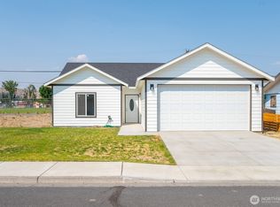 248 SE Pioneer Ave, Ephrata, WA 98823