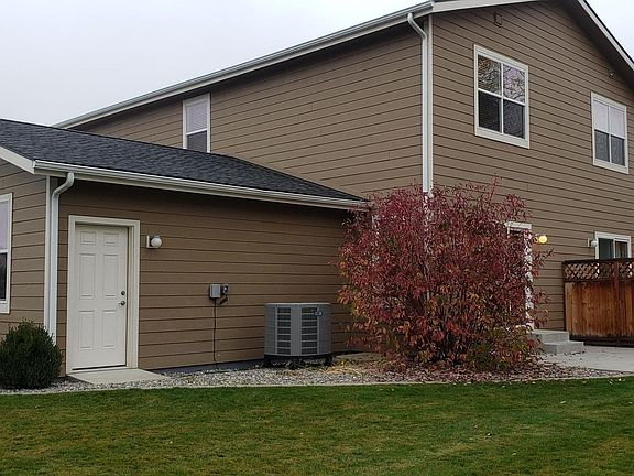 2nd image of 1338 E 6th St #A