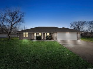 1036 Hillside Rd, Grove, OK 74344