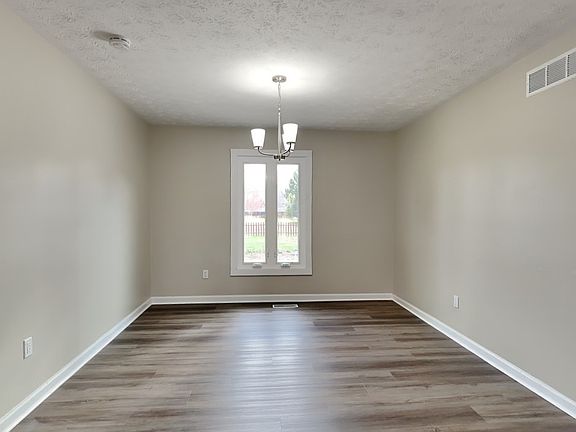 2nd image of 4113 Oles Dr