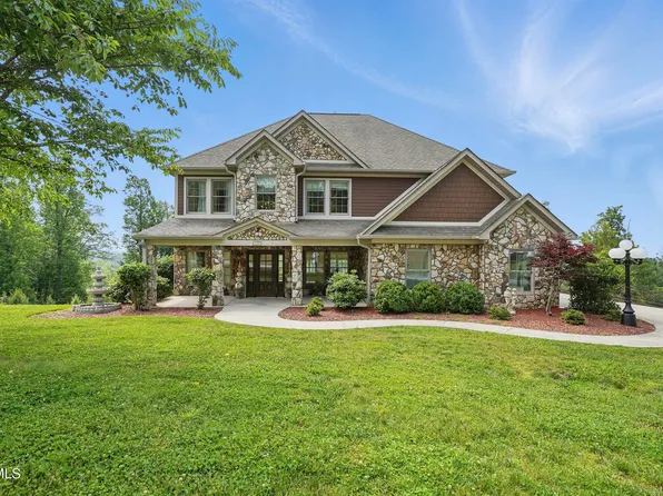 346 Golf Ridge Dr, Kingsport, TN 37664