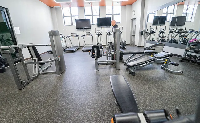 Rented by Manhattan Management LLC | media 16