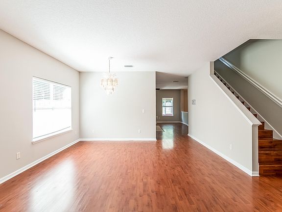 2nd image of 14460 Woodfield Cir N