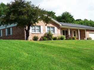 241 Dogwood Ave, Mountain City, TN 37683