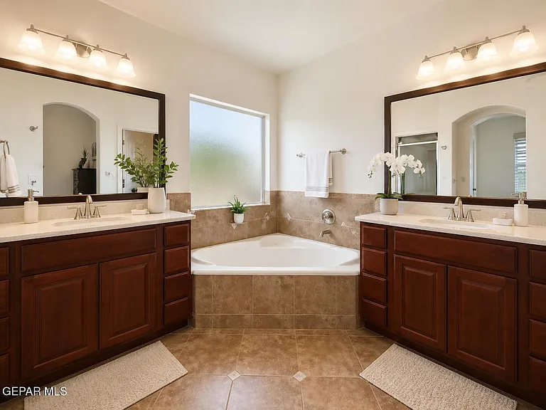 1649 Rock Dove Ln — Photo 15