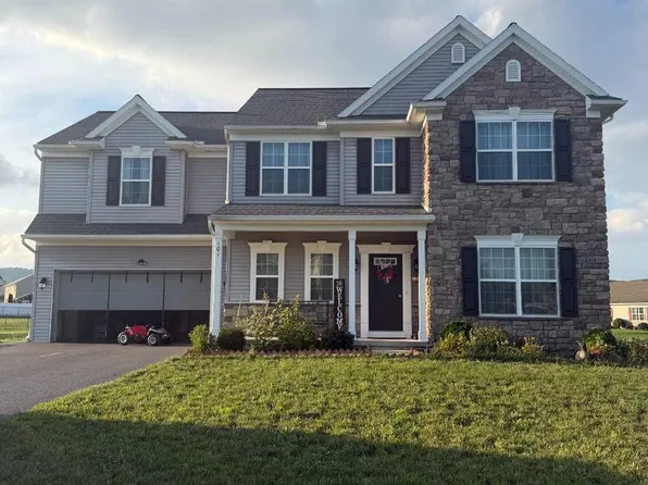 101 Blue Mountain Blvd, Carlisle, PA 17013