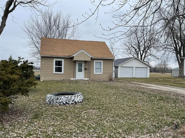 600 Rawlings St, Shelbina, MO 63468