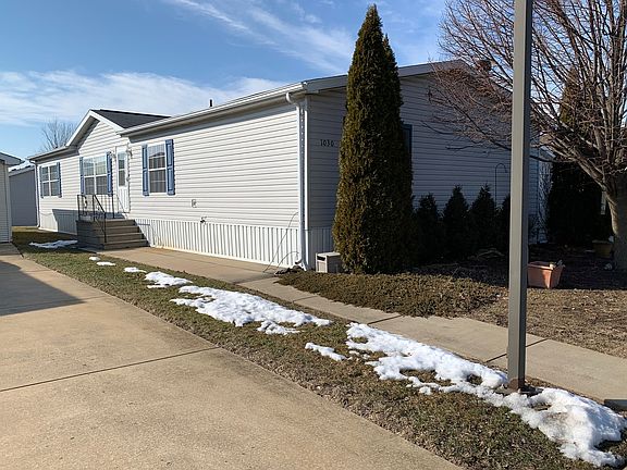 2nd image of 1030 Apple Ln