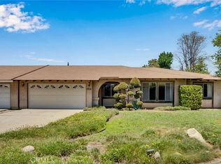 353 E Woodcroft Ave, Glendora, CA 91740