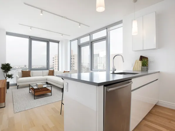 554 West 54th Street image 5 of 57