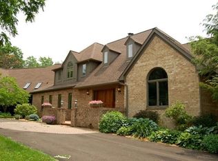 1472 Towsley Ln, Ann Arbor, MI 48105