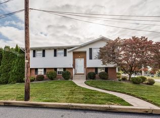 146 Market St, Pittston, PA 18640