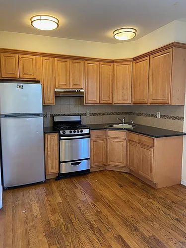 5512 Madison St #6 Photo 1