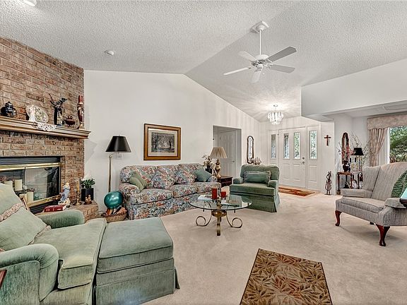 5th image of 12 Stornoway Ln