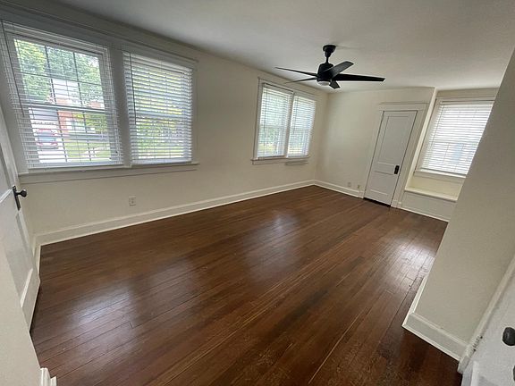 5th image of 645 Emerson Ave