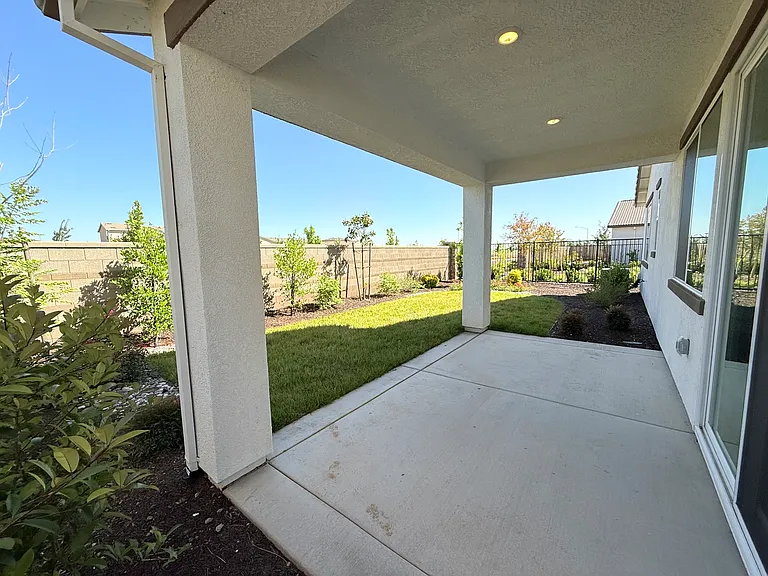 4594 Duckhawk Cir — Photo 40