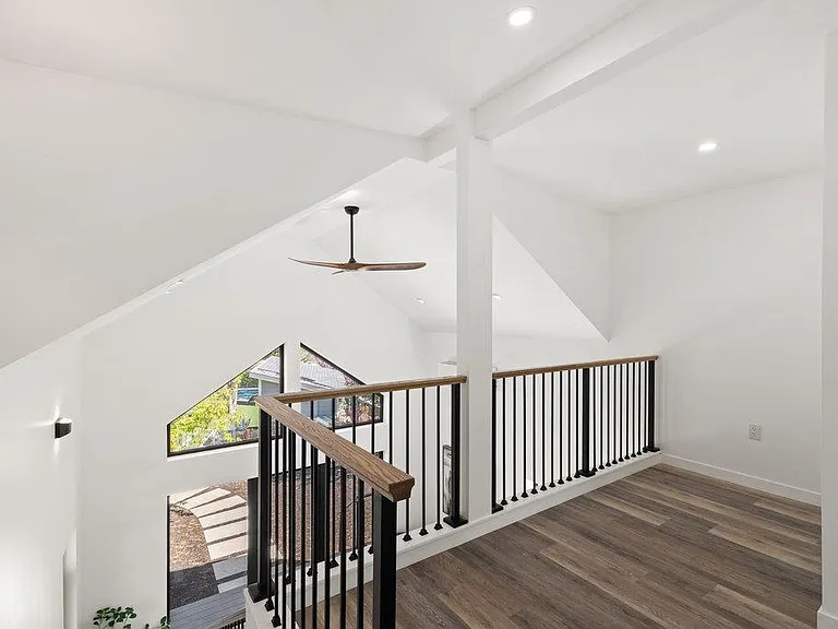 2503 Rockingham Dr — Photo 36