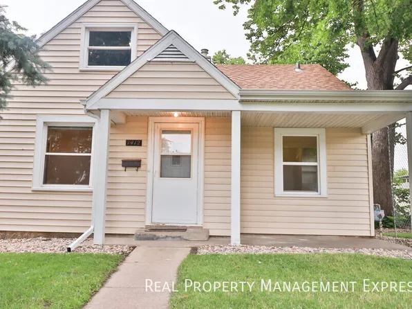 1412 W 17th St, Sioux Falls, SD 57104