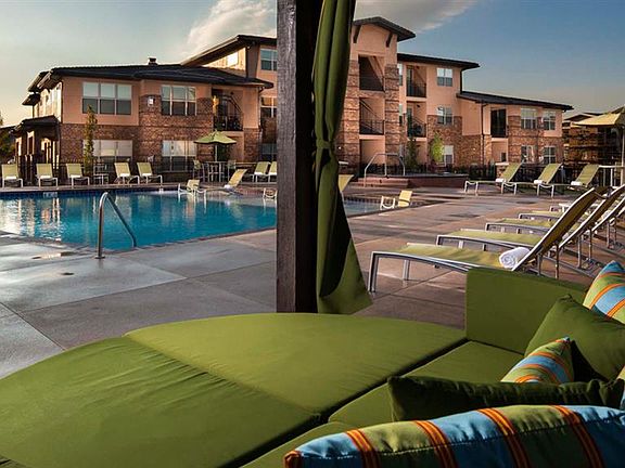 Resort-style pool, spa, cabanas and fire pits