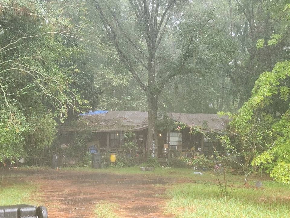 1st image of 8844 Doris Ln