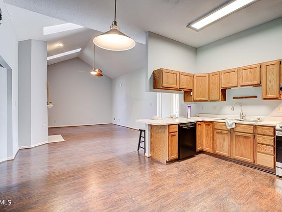 4th image of 8638 Denmark St