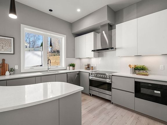 5th image of 24 Wilson Cir #24