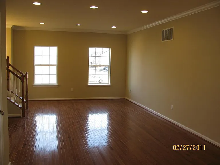 304 Wilkinson Dr — Photo 14