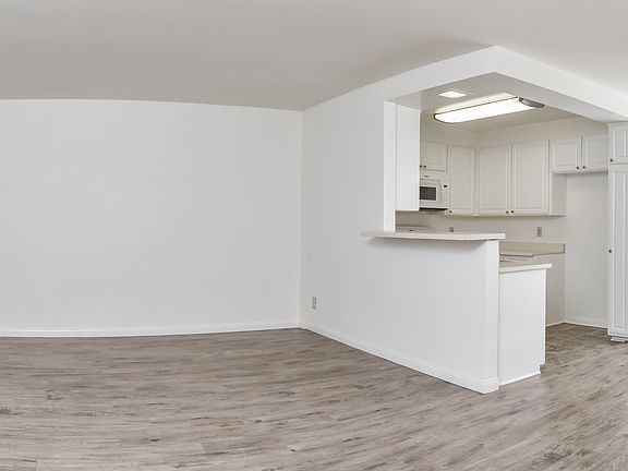 3rd image of 1799 N Hollywood Way APT G
