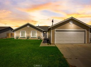 14800 Balmoral Dr, Victorville, CA 92394