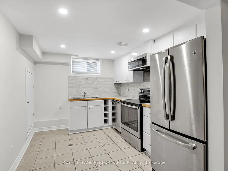 940 Brant St #LOWER — Photo 6